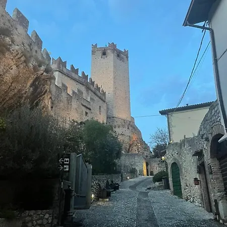 View Casa Di Sandra Malcesine